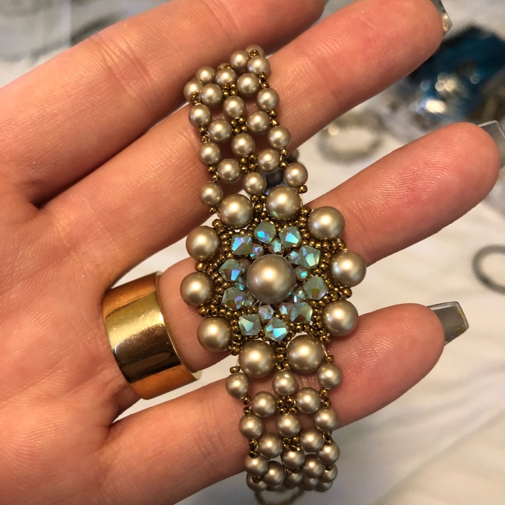 Gorgeous handmade beaded bracelet